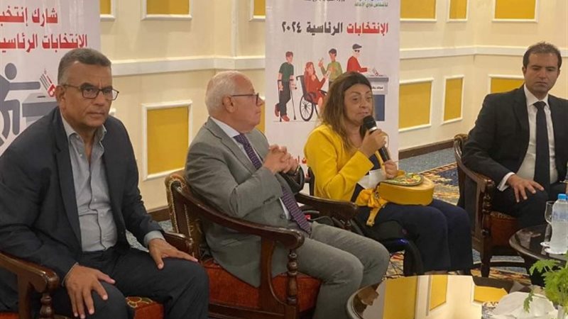 محافظ بورسعيد ومدير الشياب والرياضه ببورسعيد