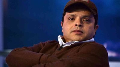 محمد هنيدي يتعرض للهجوم بسبب تضامنه مع الشعب الفلسطيني