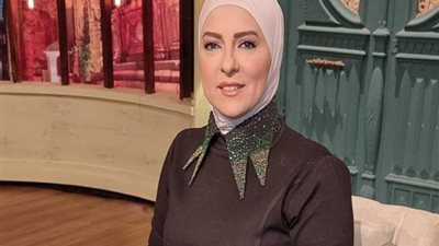 دعاء فاروق: «ما تشتروا الماركات وتغيروا العلامة التجارية»