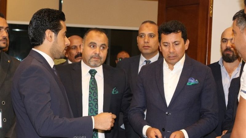وزير الشباب والرياضة الدكتور أشرف صبحي