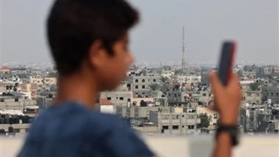 إسرائيل تحاول إخفاء جرائمها.. قطع الإنترنت والاتصال عن قطاع غزة مرة أخرى