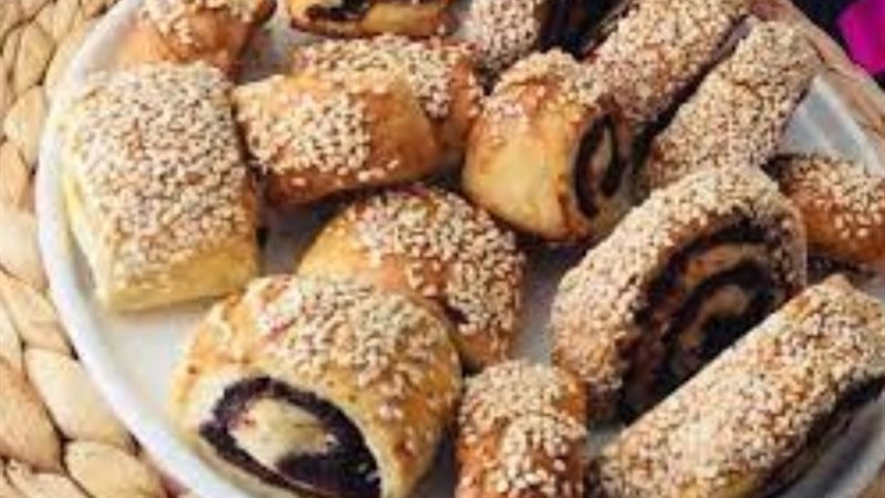 طريقة عمل المنين بالعجوة