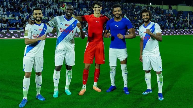 لاعبي الهلال