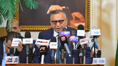 عبد السند يمامة يطالب بزيادة اختصاصات مجلس الشيوخ