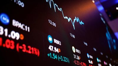 خبير  يوضح أسباب خفض وكالة «فيتش» تصنيف مصر الائتماني