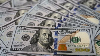بقيمة 3 جنيهات.. انخفاض سعر الدولار