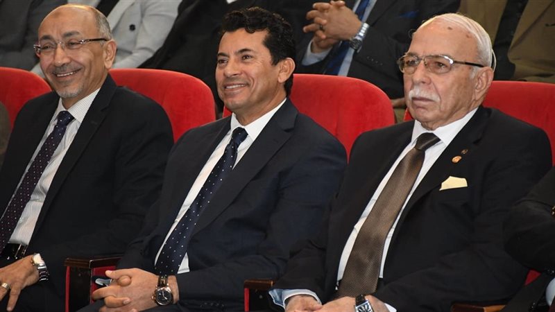 وزير الرياضة