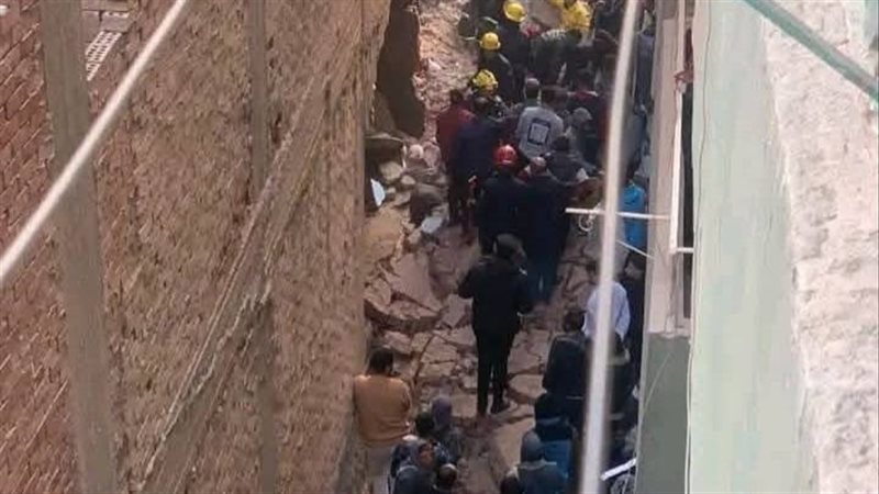 صور من موقع عقار كرداسة المنكوب
