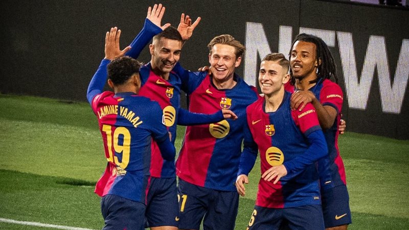 لاعبو برشلونة