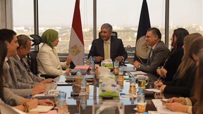 وزير السياحة يترأس اجتماع لجنة تطوير المنتجات والأنماط السياحية