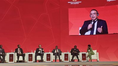 مصر والكويت تؤكدان أهمية تفعيل اتفاقيات النقل البري بين البلدين
