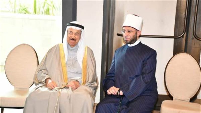 الدكتور أسامة الأزهري والشيخ عبدالرحمن بن راشد آل خليفة