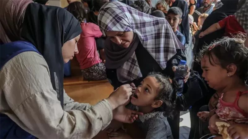 حملة تطعيم ضد شلل الأطفال في غزة