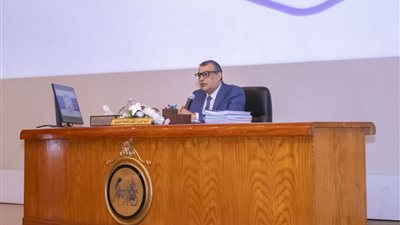 وزير الإنتاج الحربي يستعرض الموازنة التخطيطية المقترحة للشركات والوحدات التابعة للعام المالي الجديد