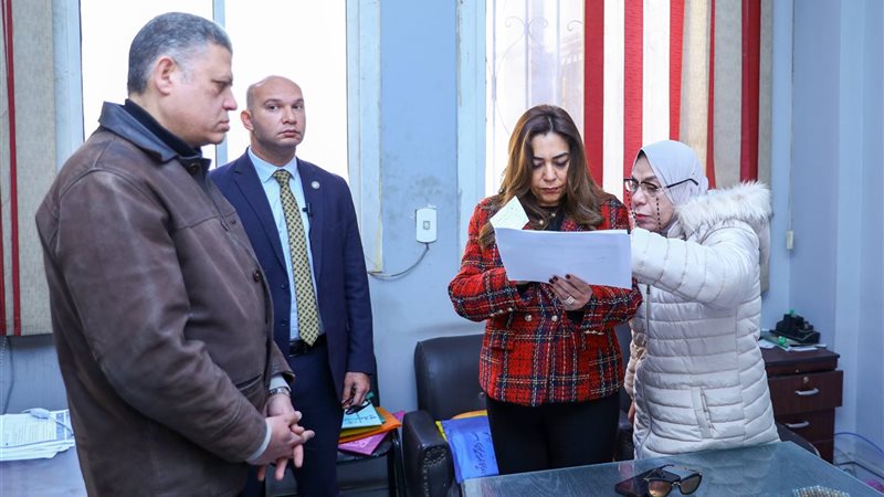 وزيرة التنمية المحلية تتفقد حي بولاق الدكرور