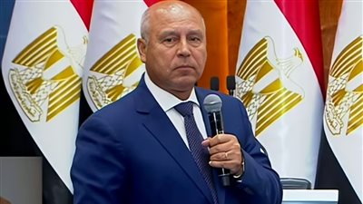 «النقل»: تنفيذ 56 محورا مروريا منها 22 فى الصعيد  