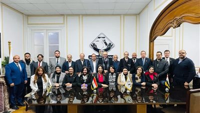 «تنسيقية الأحزاب» تطلق حوارًا مجتمعيًا حول «قانون العمل الجديد»