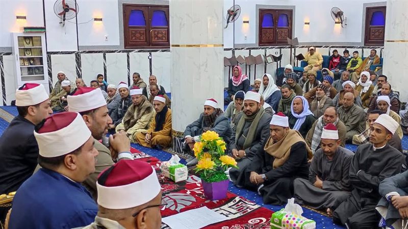 وكيل وزارة  أوقاف الفيوم اثناء اللقاء