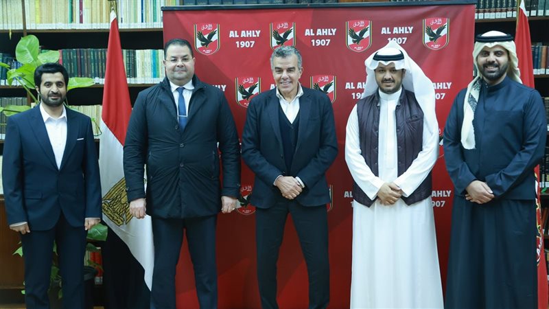 الأهلي يستقبل وفد SIF 