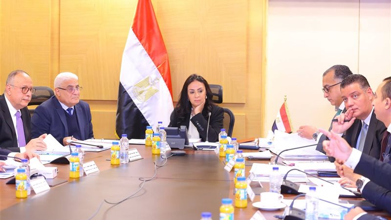 خلال الاجتماع 
