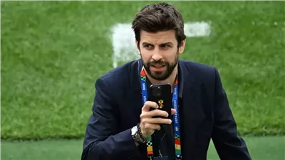 بيكيه: عليك التضحية لتصبح رئيسا لبرشلونة ومدين للنادي بالكثير