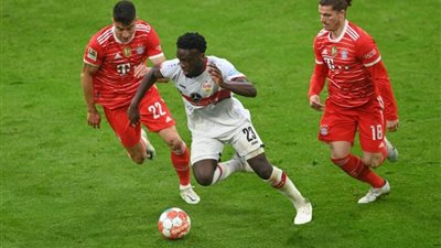 بايرن ميونيخ يقهر شتوتجارت بثلاثية مقابل هدف بالدوري الألماني