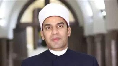 إمام مسجد السيدة زينب يوضح فضائل الصيام وثوابه (فيديو)