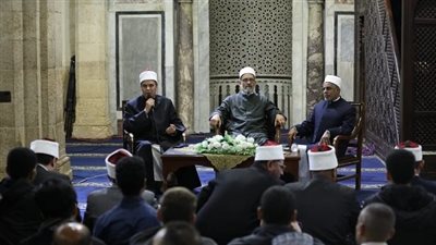 ملتقى الأزهر للقضايا الإسلامية: الشائعات لم يسلم منها أحد حتى نبي الإسلام