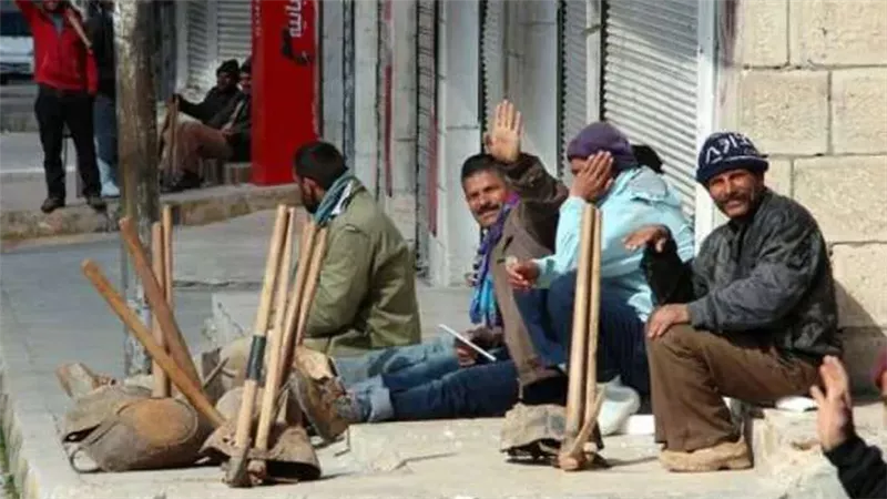 همالة غير منتظمة- أرشيفية 