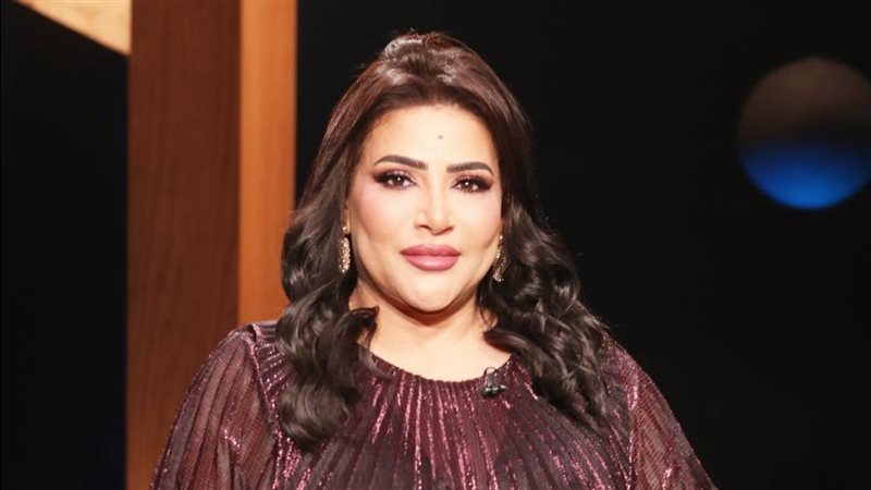 الفنانة بدرية طلبة