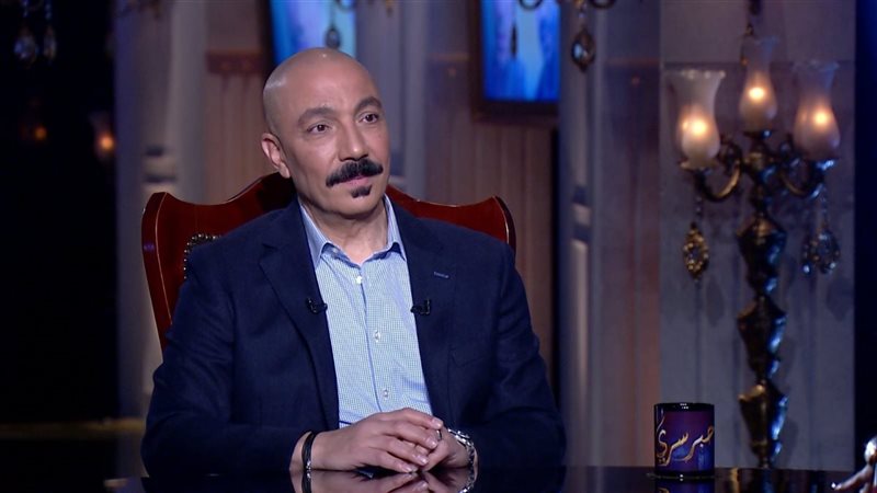 الفنان طارق لطفي
