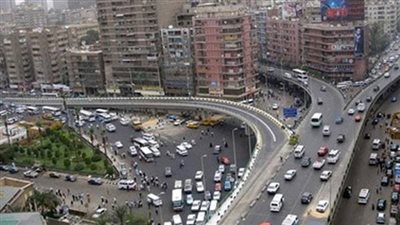 كثافات مرورية بالقاهرة والجيزة صباح اليوم.. تباطؤ بالمحاور الرئيسية