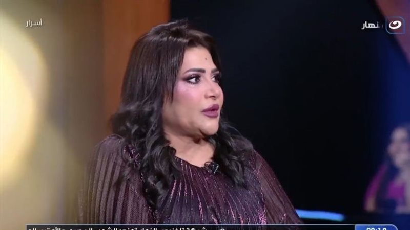الفنانة بدرية طلبه