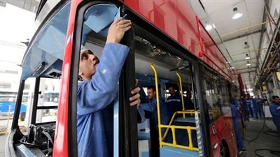 بشعار «صنع في مصر».. ظهور الأتوبيسات المصرية بشوارع لندن