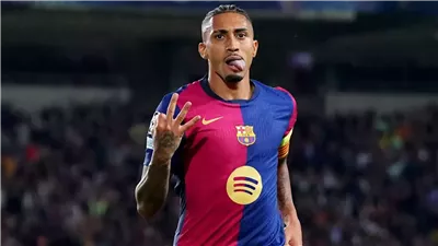 غياب رافينيا.. أزمة تضرب برشلونة بسبب التوقف الدولي 