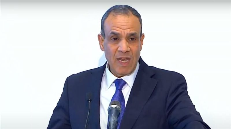 الدكتور بدر عبد العاطي