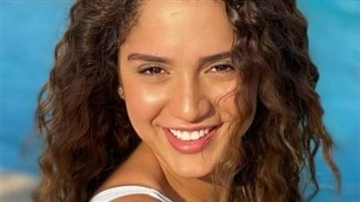 رنا رئيس تعلن خضوعها لجراحة أنف لأسباب صحية: الانتقادات كانت قاسية جدا