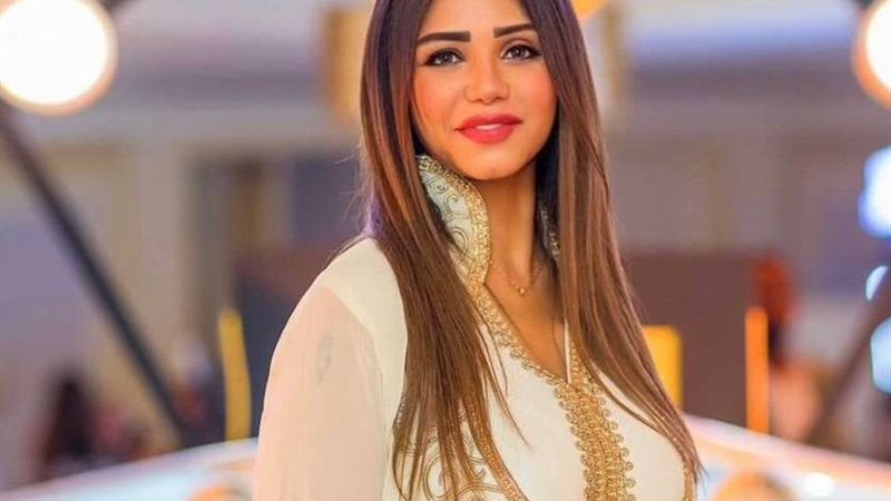 إيناس عز الدين 