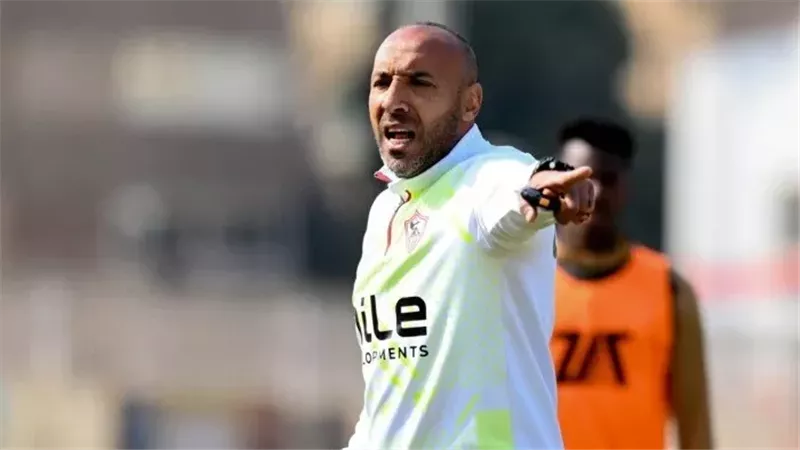 ايمن عبد العزيز 
