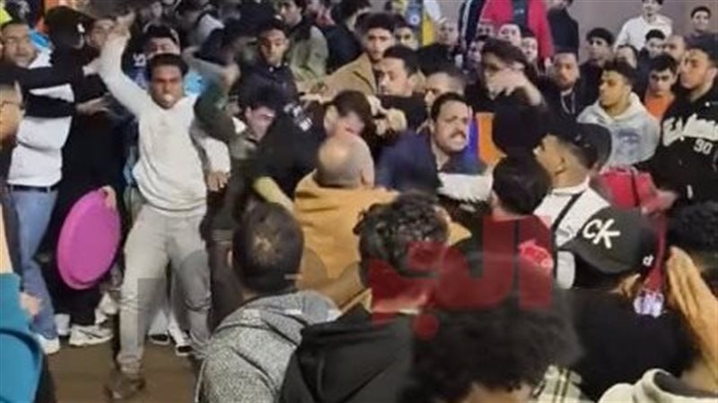 مشاجرة أشهر مطعم فول في رمسيس 
