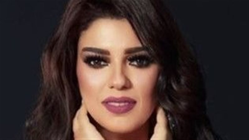 عزة مجاهد