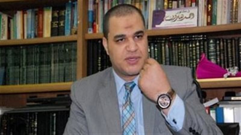 الدكتور أحمد هارون