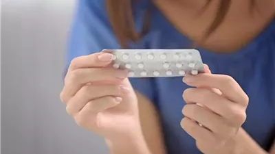 ما حكم تناول الأدوية لتأخير الحيض وعمل الفحص المهبلي؟ الإفتاء تجيب