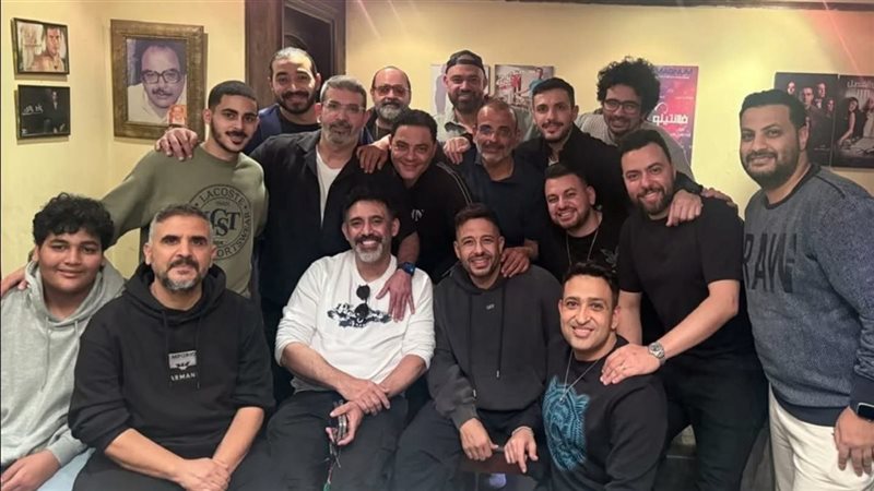 عمرو مصطفى مع نجوم الفن