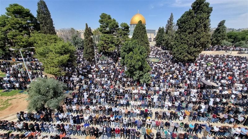 صلاة الجمعة من المسجد الأقصى 