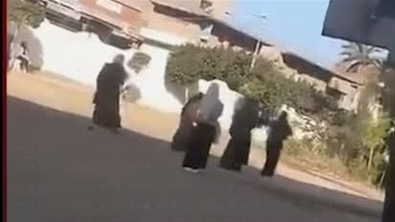 تعدي مدير مدرسة على طالبات بالضرب بالبحيرة