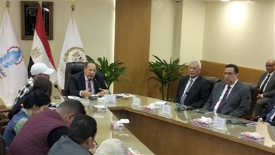 القابضة للصناعات الغذائية: نعمل علي إنشاء 3 مجمعات صناعية جديدة للزيوت