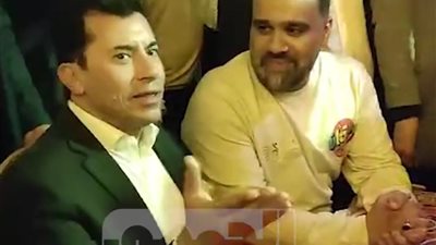 وزير الرياضة يشارك بإفطار المطرية.. يا ترى قال إيه على الأكل