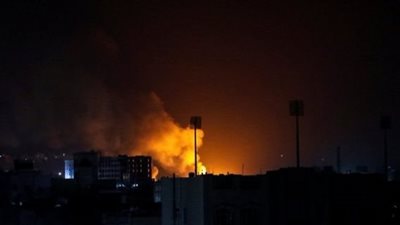 أكثر من 19 قتيل وجريح جراء الضربات الجوية الأمريكية على الحوثيين (تفاصيل)