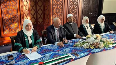 وزارة لقاء الجاليات العربية والأجنبية بنخبة من واعظات الأوقاف